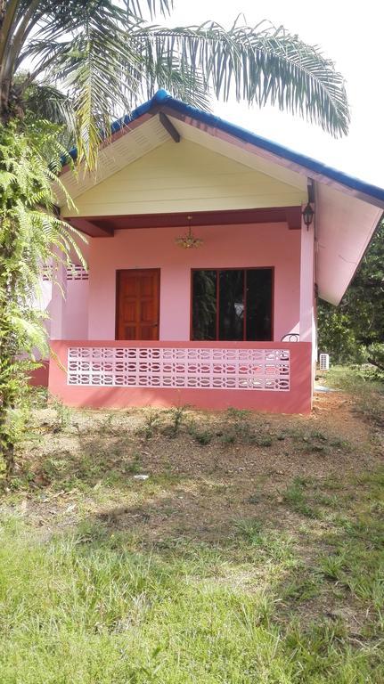 Cashew Nut Bungalows Ao Nang Exterior photo