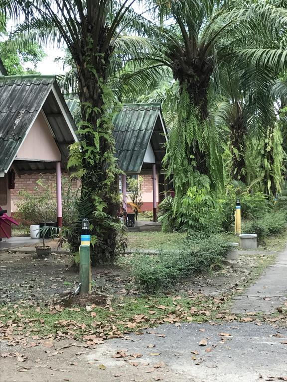 Cashew Nut Bungalows Ao Nang Exterior photo
