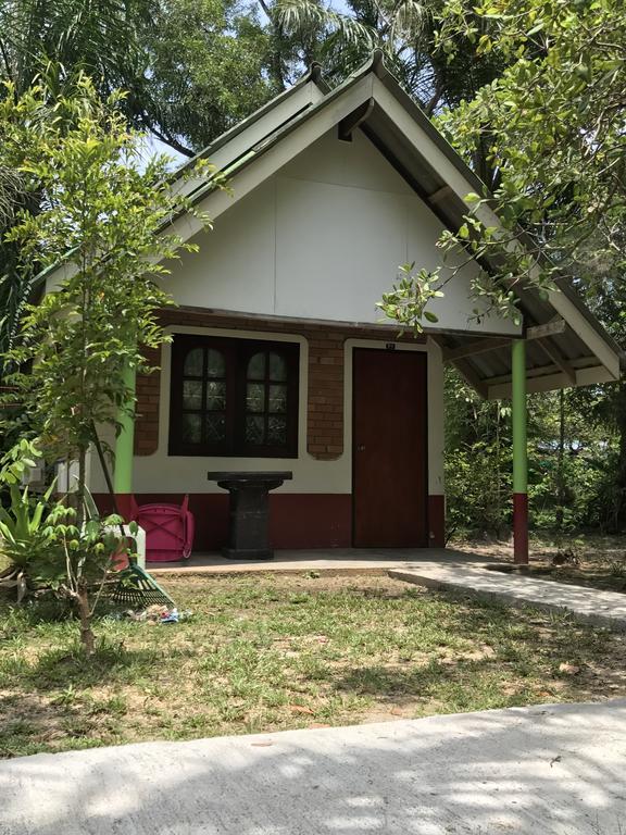 Cashew Nut Bungalows Ao Nang Exterior photo